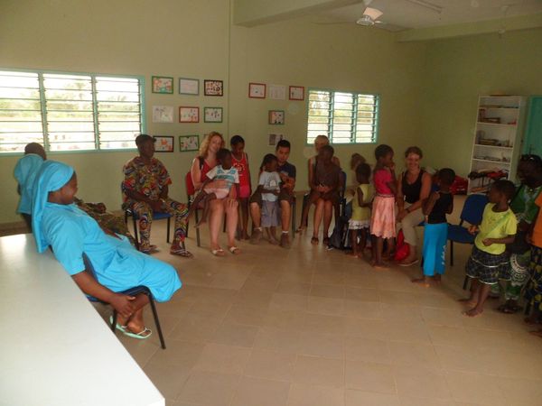 Lire la suite à propos de l’article Missions médicales et de préventions suivies d’échanges culturelles dans le village de Hondji/ Commune de Dangbo en République du Bénin.